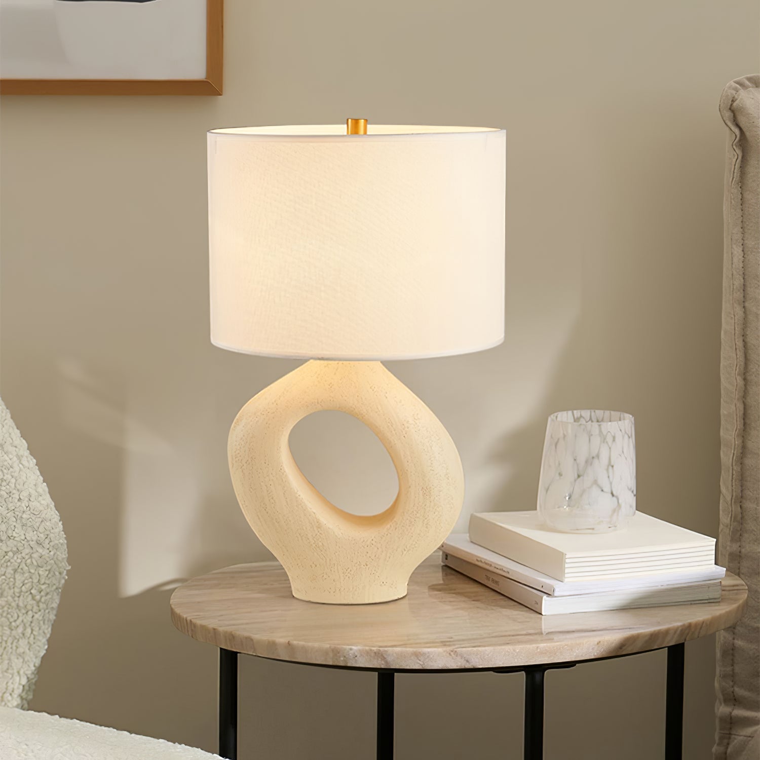 Lampe de Table en Résine - Élégance et Lumière Chaleureuse
