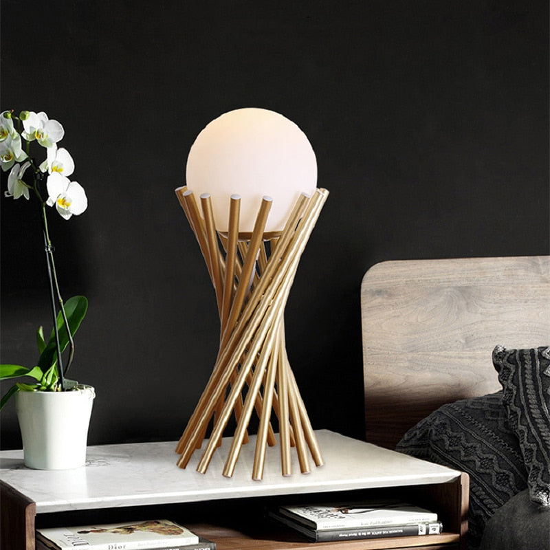 Lampe de Table Contemporaine - Élégance et Économie d'Énergie