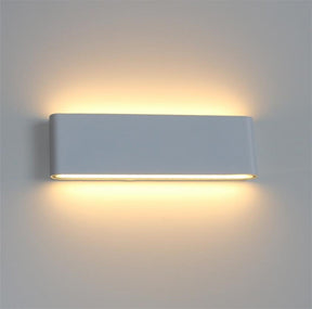 Applique Murale Étanche LED - Design Résistant aux Intempéries et Écoénergétique