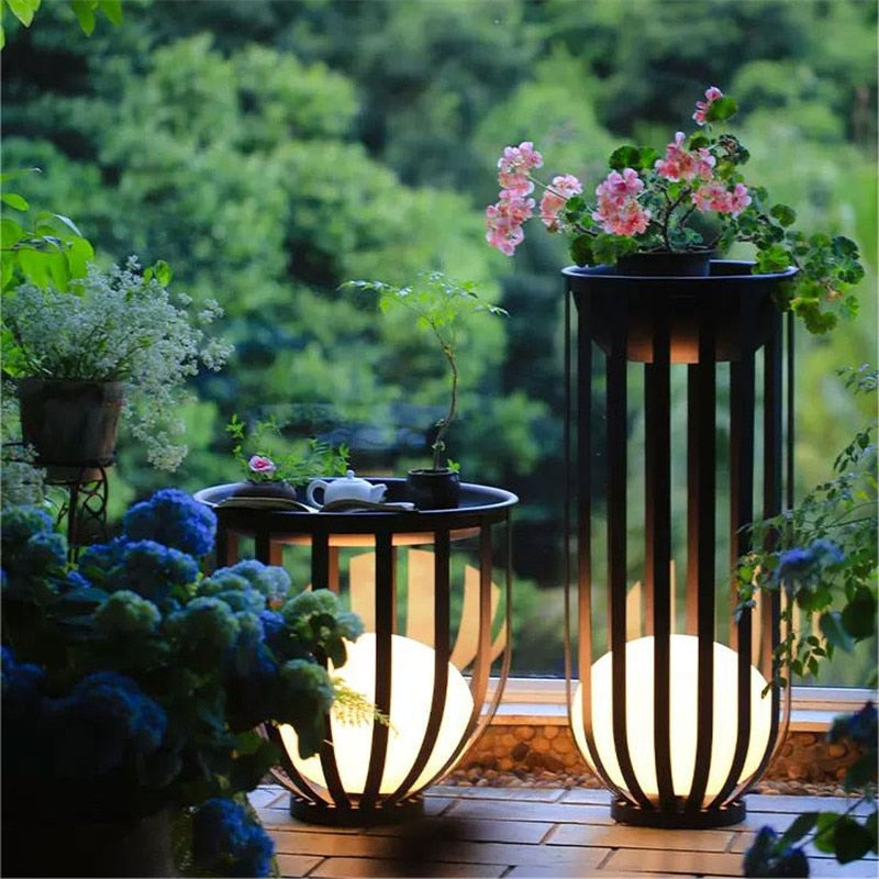 Lampe Solaire d'Extérieur LED - Éclairage Économique et Étanche IP65