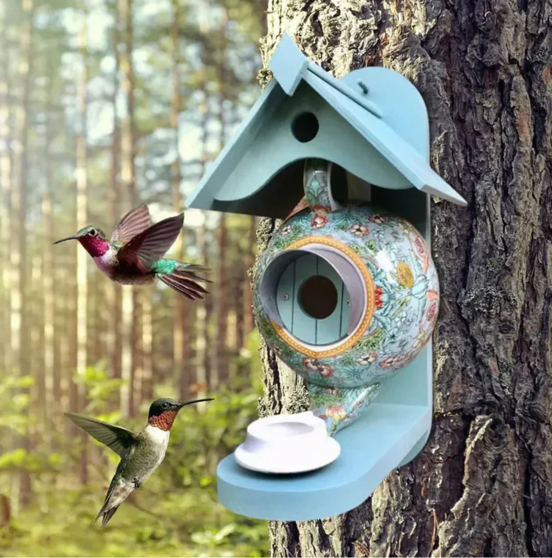 Nichoir en Théière Coloré - Confort et Sécurité pour les Oiseaux