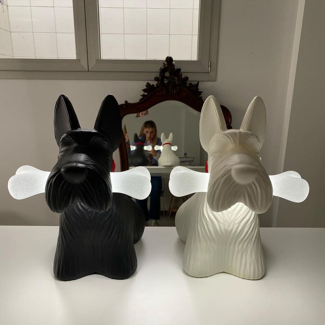 Lampe de Table LED Chien Scottie - Design Joyeux et Fonctionnel
