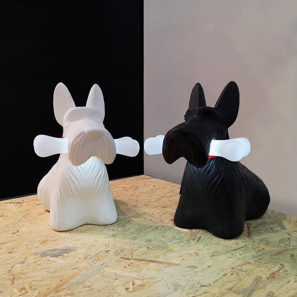 Lampe de Table LED Chien Scottie - Design Joyeux et Fonctionnel