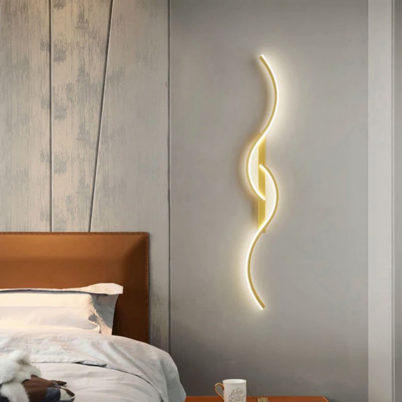 Applique Murale LED Contemporaine - Design Artistique et Éclairage Polyvalent