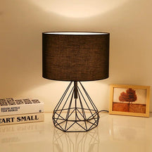 Lampe de Chambre Scandinave LED - Design Élégant et Éclairage Polyvalent