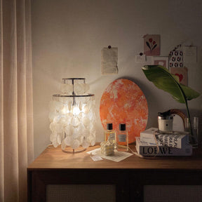 Lampe de Table en Coquillage Naturel - Design Élégant et Lumière Chaleureuse