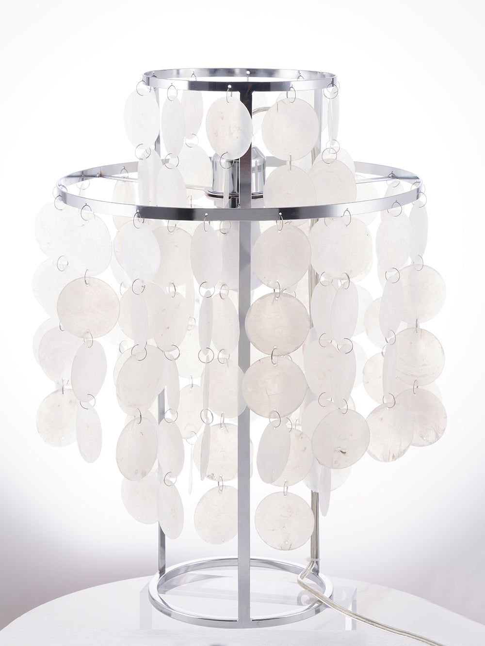 Lampe de Table en Coquillage Naturel - Design Élégant et Lumière Chaleureuse