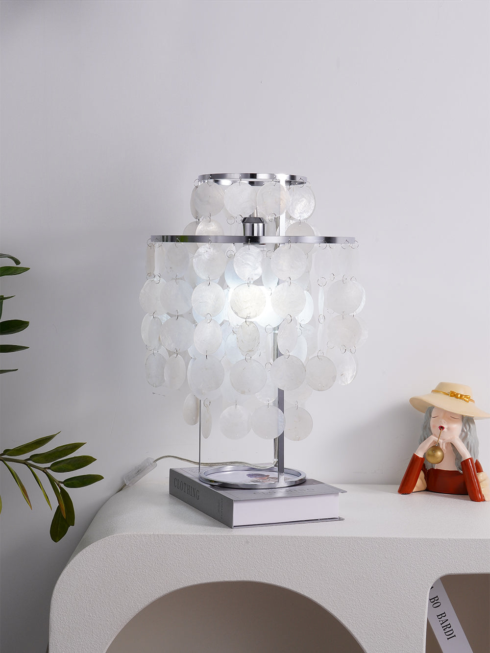 Lampe de Table en Coquillage Naturel - Design Élégant et Lumière Chaleureuse