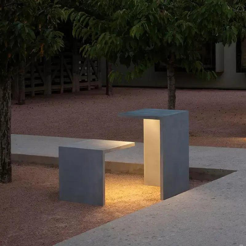 Éclairage Extérieur Étanche LED - Design Élégant et Résistant aux Intempéries