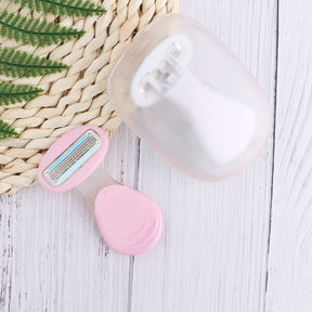 Rasoir de Voyage à 4 Lames - Compact et Pratique pour Un Rasage Parfait