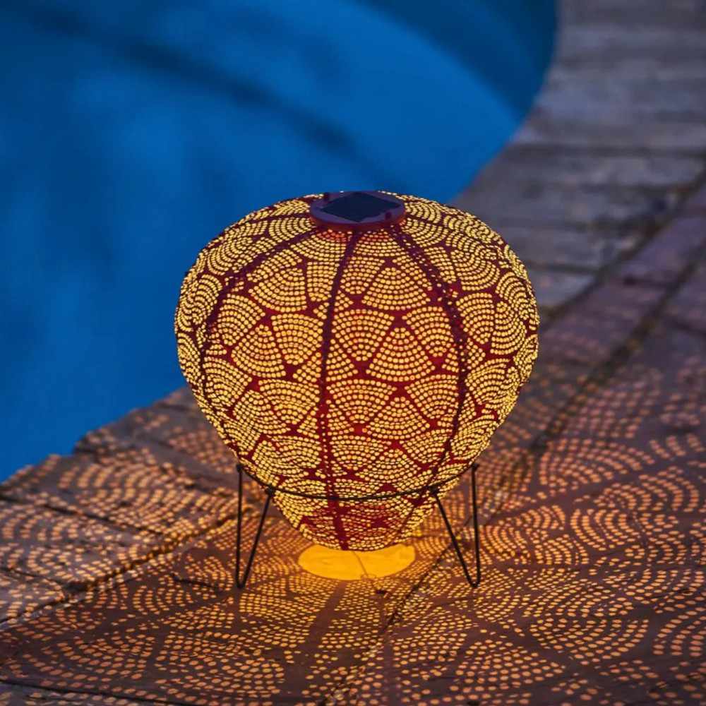 Lanterne Solaire Décorative pour Jardin - Ambiance Chaleureuse et Écologique