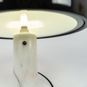 Lampe de Table en Marbre - Élégance et Ambiance Chaleureuse
