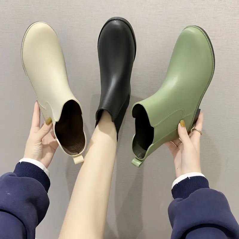Bottes de Pluie Imperméables pour Femmes - Confort et Stabilité en Toutes Circonstances