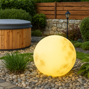 Lampe Solaire de Jardin en Forme de Lune - Éclairage Écologique et Élégant