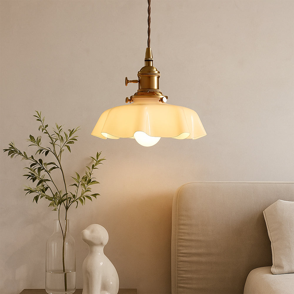 Suspension Française Élégante - Style Contemporain et Raffiné
