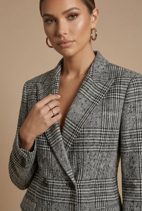 Ensemble tailleur à carreaux femme Sophia blazer croisé pantalon droit élégant