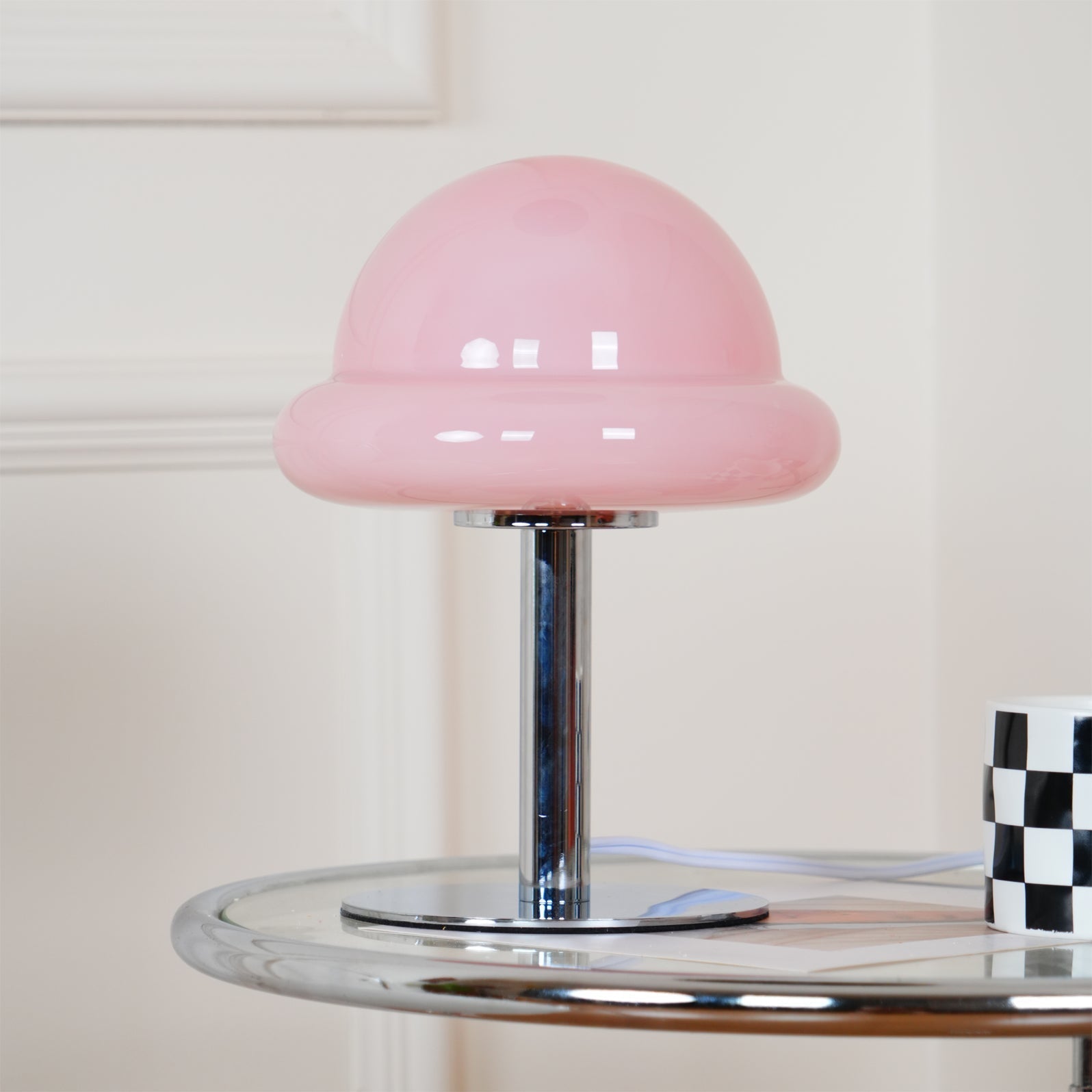 Lampe de Table Cosmique Métallique - Design Futuriste en Verre Champignon