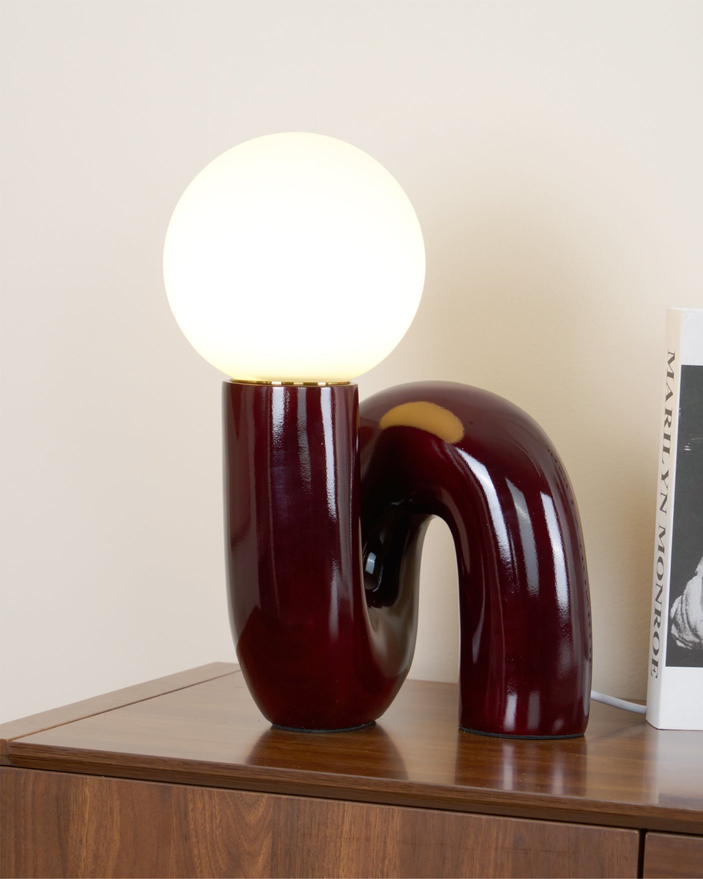 Lampe de Table en Résine et Verre - Design Spiral Élégant et Durable