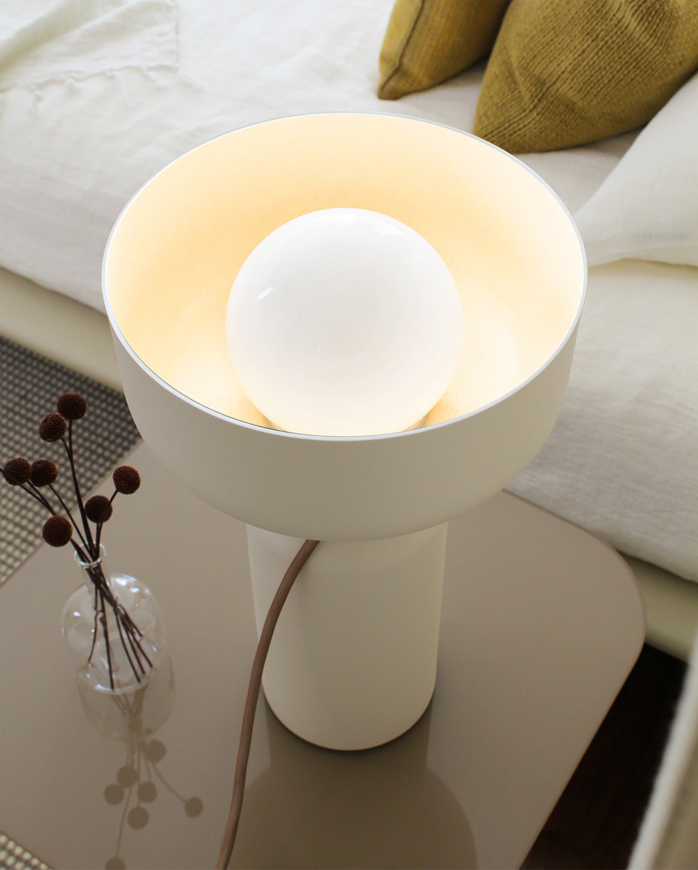 Lampe de Table Symétrique - Élégance et Design Unique
