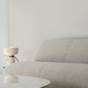Lampe de Table Symétrique - Élégance et Design Unique