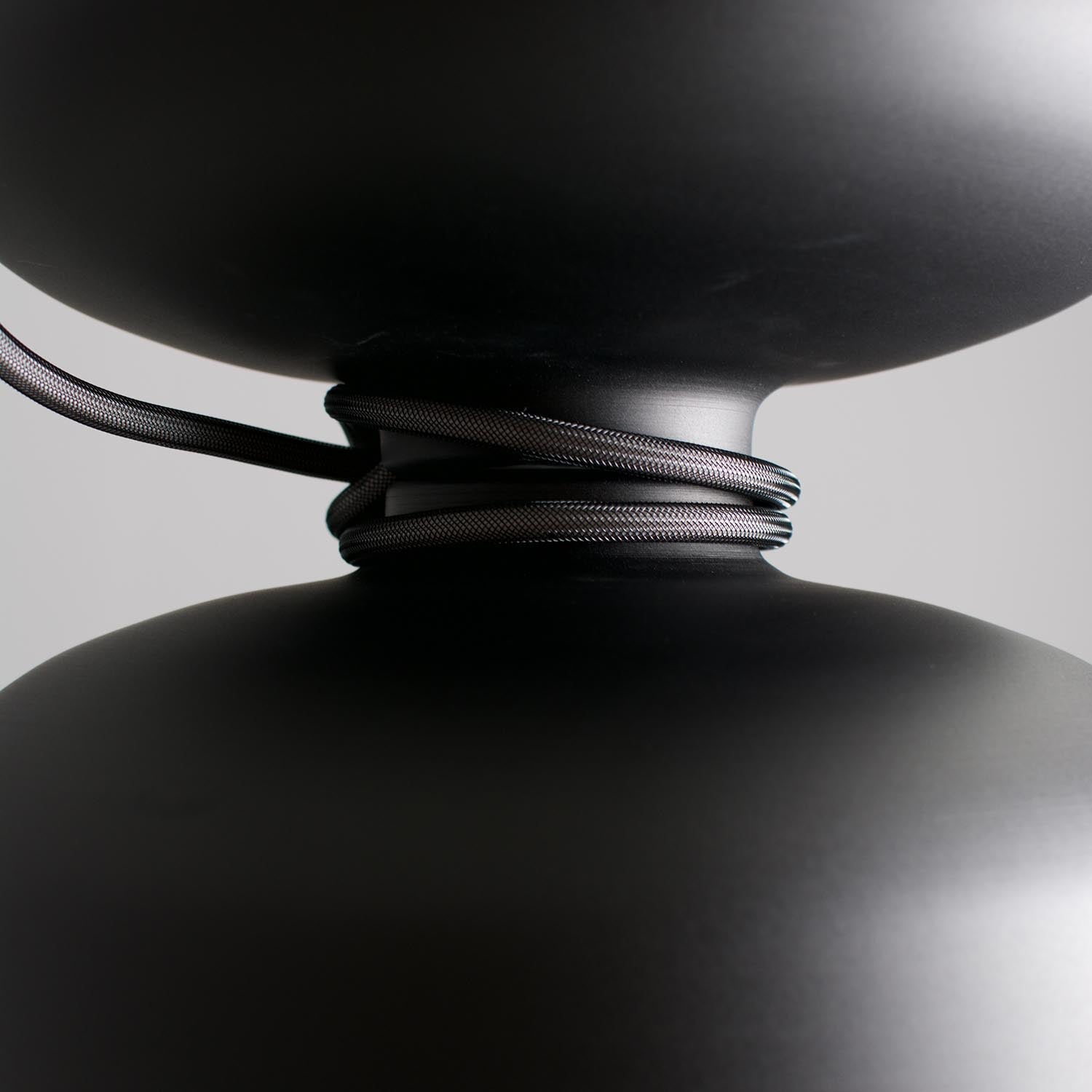 Lampe de Table Symétrique - Élégance et Design Unique