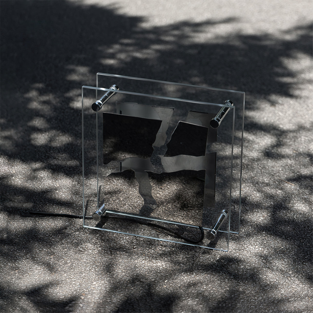 Lampe de Table en Verre Carrée - Design Artistique et Éclairage Pratique
