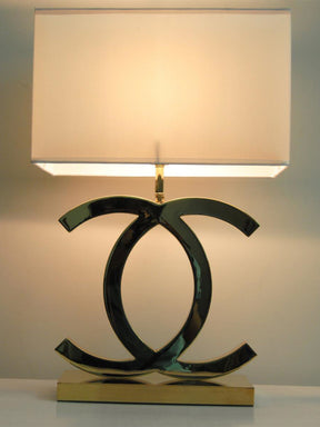 Lampe de Table en Acier Inoxydable - Design Scandinave et Élégant