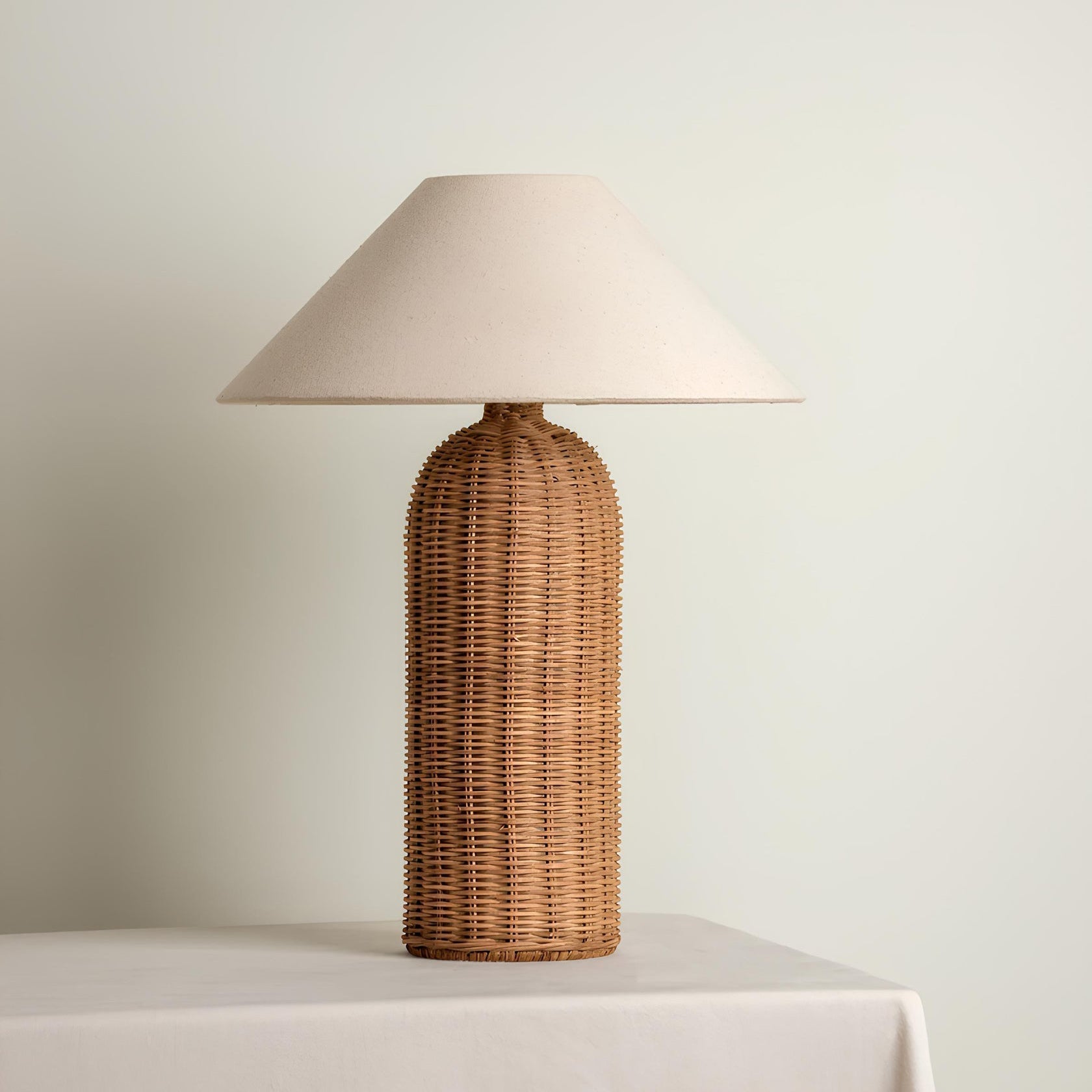 Lampe d'Accent en Rotin Naturel - Élégance et Chaleur pour Intérieur