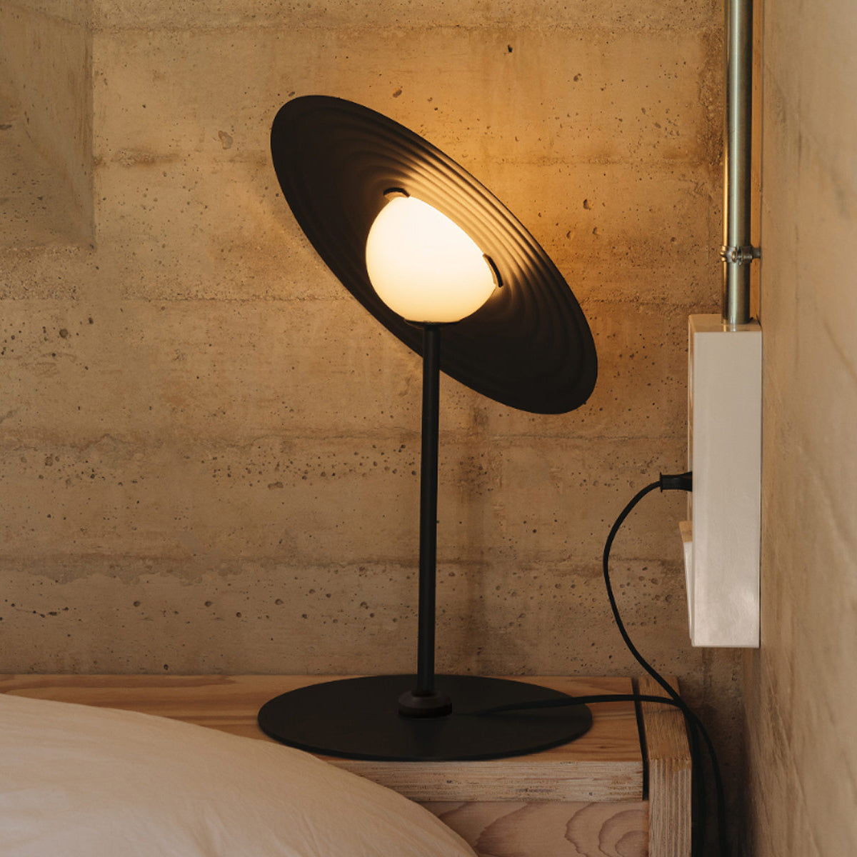 Lampe de Table Élégante - Abat-jour Rotatif et Ambiance Chaleureuse