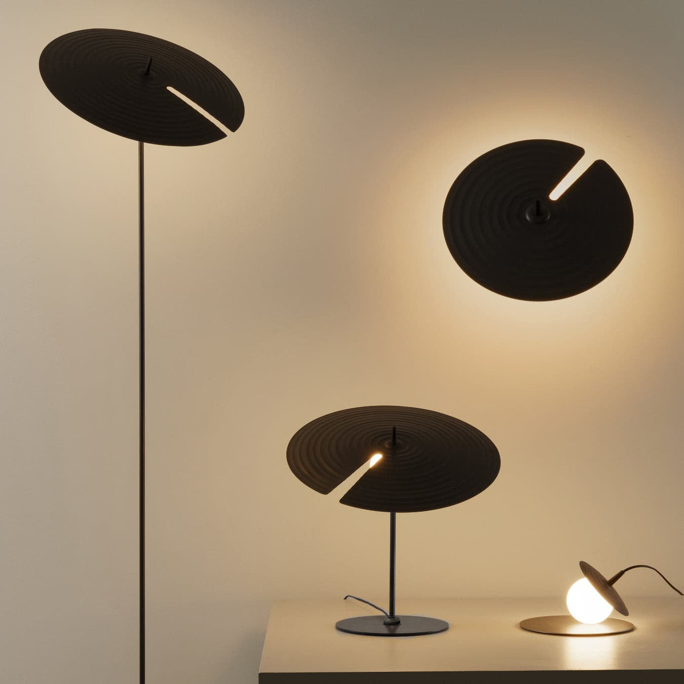 Lampe de Table Élégante - Abat-jour Rotatif et Ambiance Chaleureuse