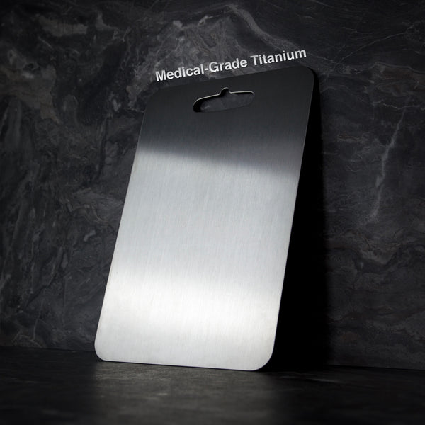 Planche à Découper en Titane - Antibactérienne et Durable pour Cuisine Sûre