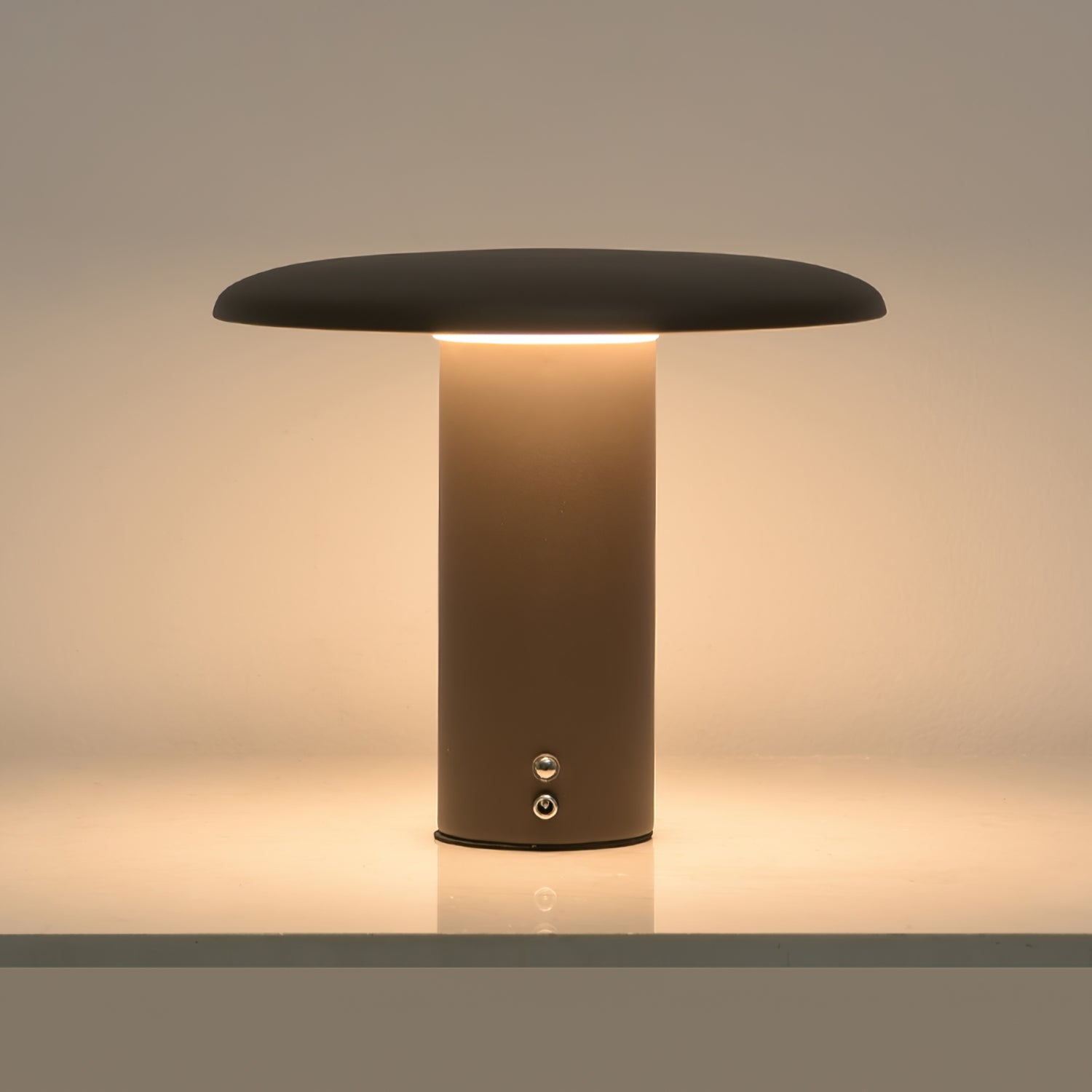 Lampe de Table LED avec Chargement USB - Design Minimaliste et Éclairage Efficace