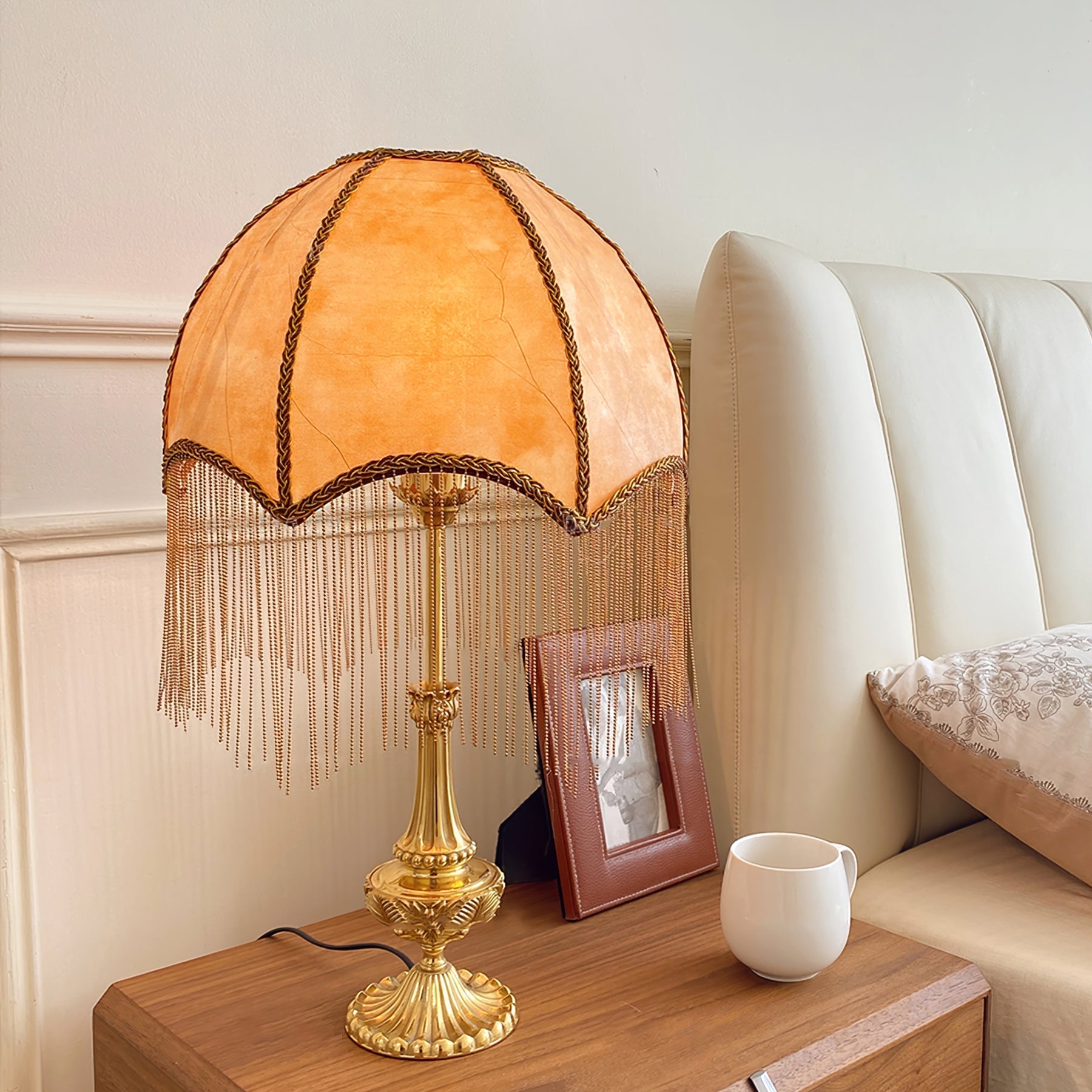 Lampe de Table Élégante avec Franges - Luxe et Charme Vintage pour Votre Intérieur