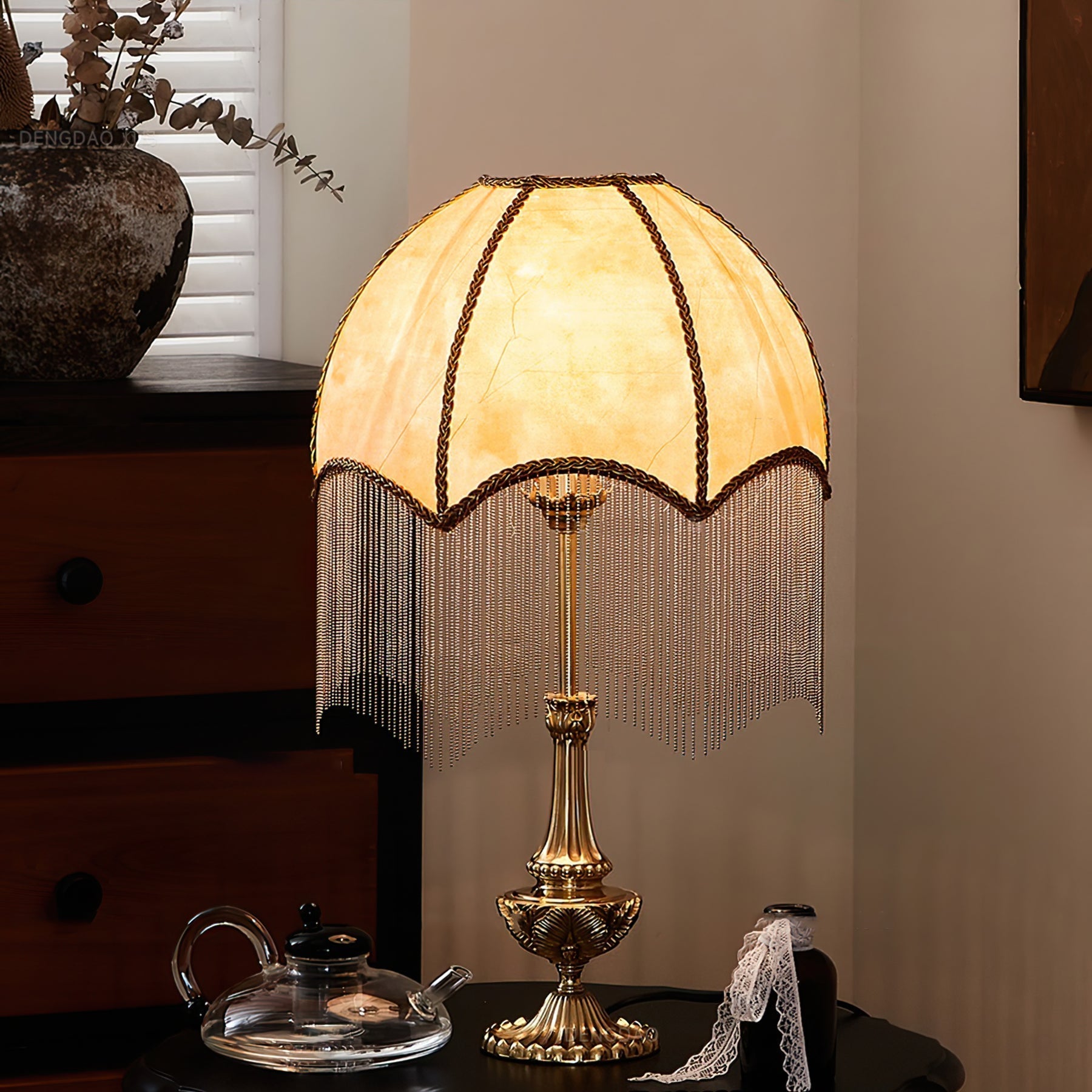 Lampe de Table Élégante avec Franges - Luxe et Charme Vintage pour Votre Intérieur