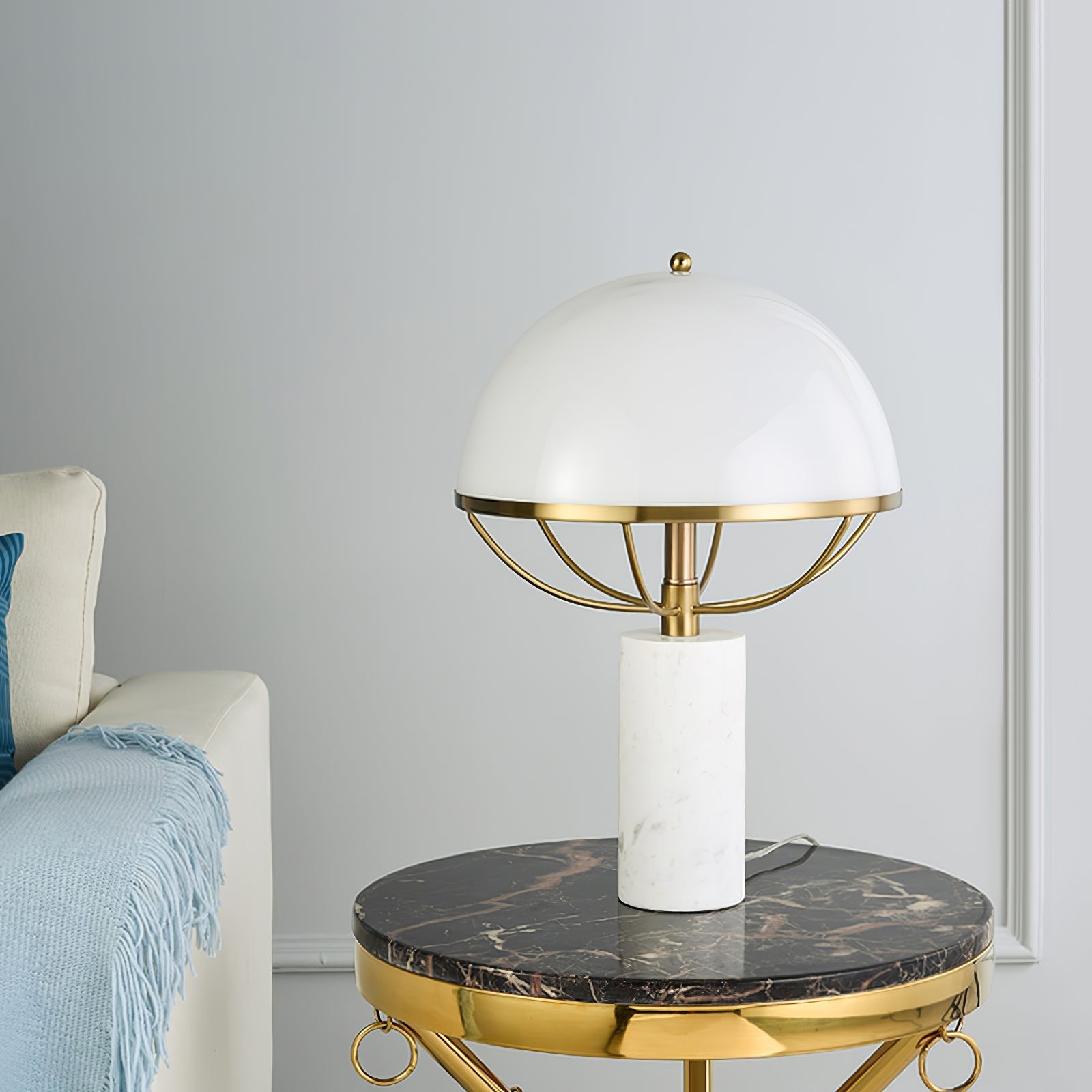 Lampe en Verre Dorée avec Socle en Marbre - Éclairage Ambiant et Élégant pour Intérieur