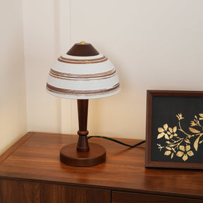 Lampe de Bureau LED en Noyer - Éclairage Chic et Économe en Énergie