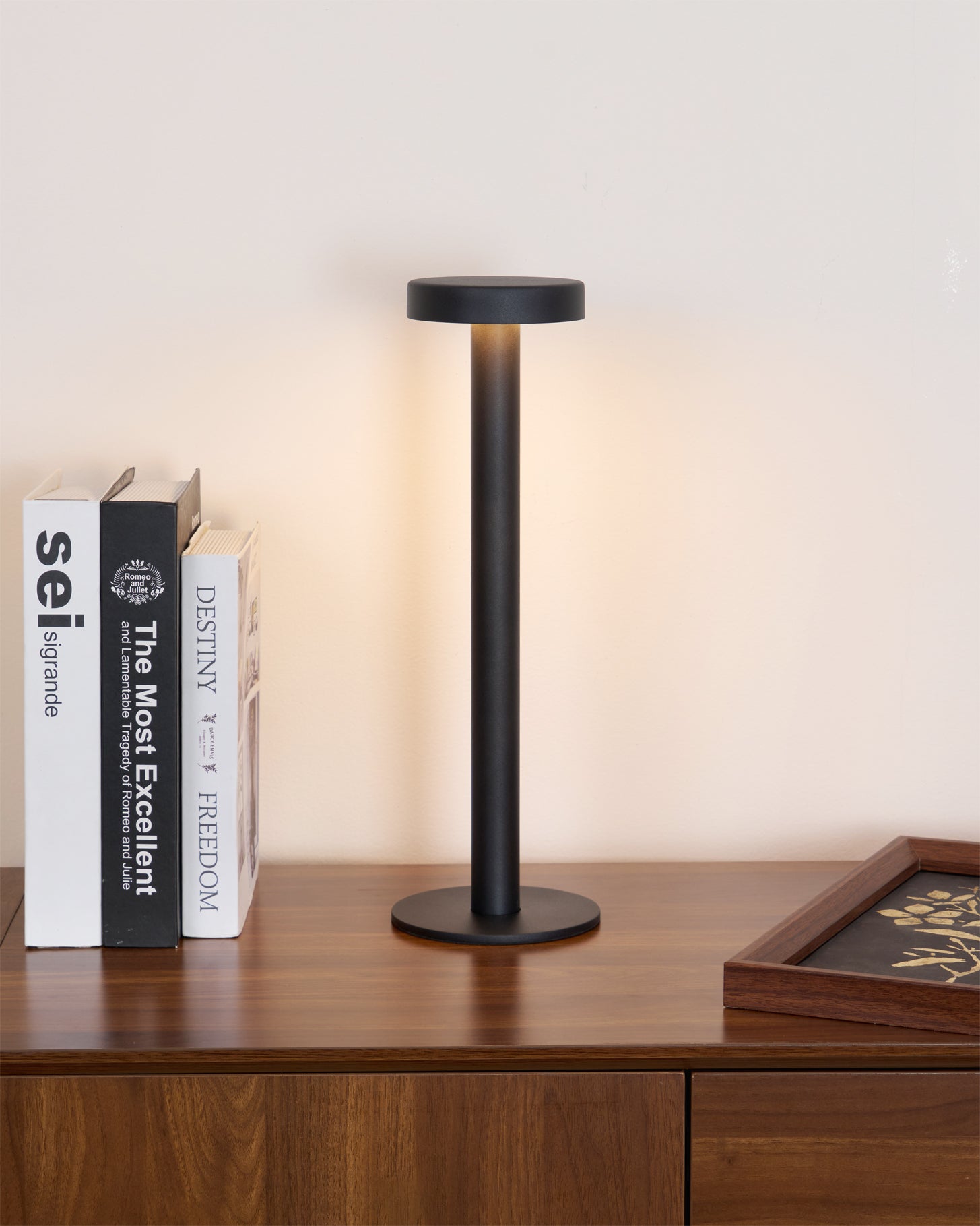 Lampe de Table Magnétique LED - Éclairage Dimmable et Portable