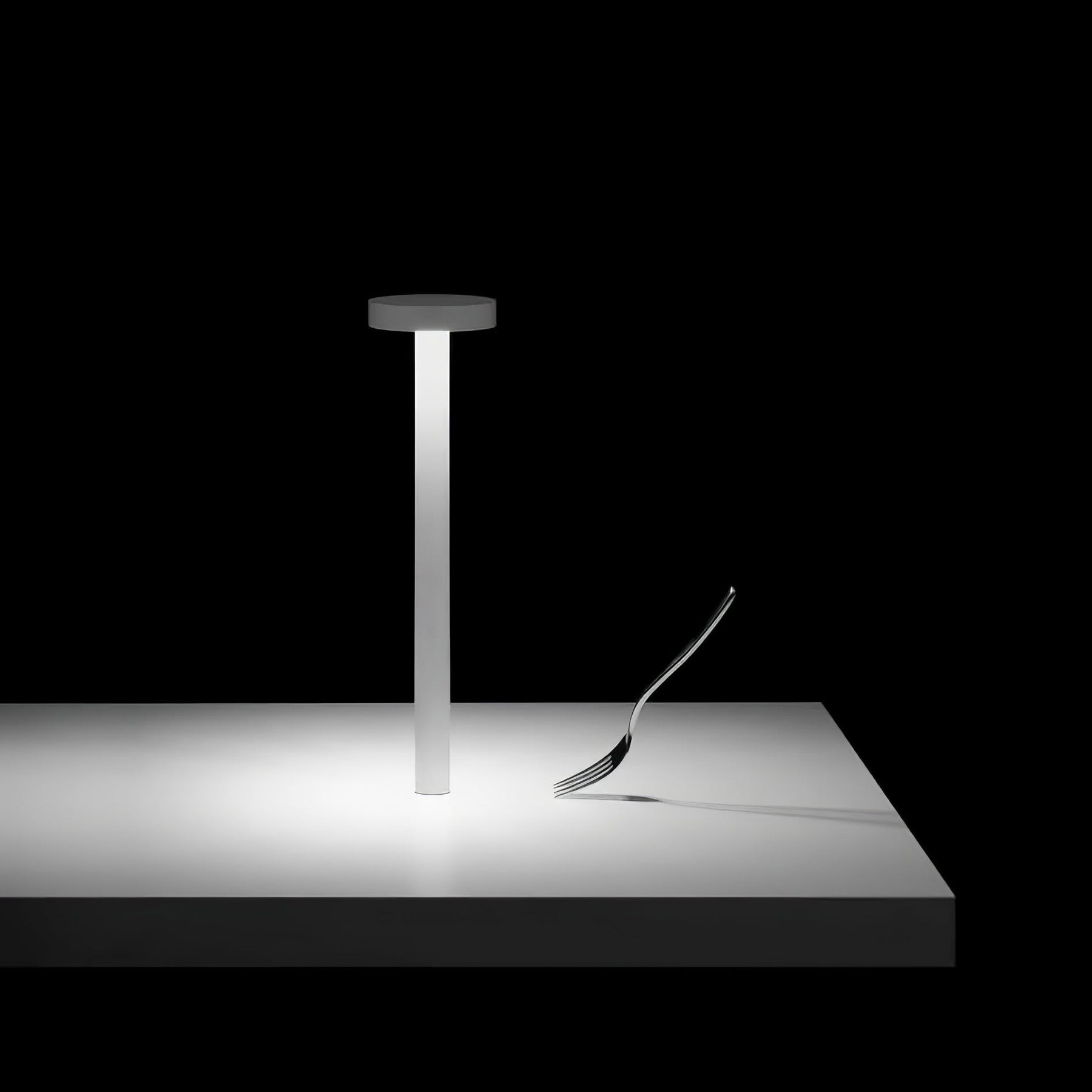 Lampe de Table Magnétique LED - Éclairage Dimmable et Portable