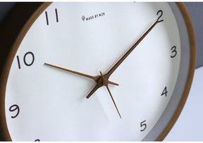 Montre en Bois Minimaliste - Élégance et Précision au Quotidien