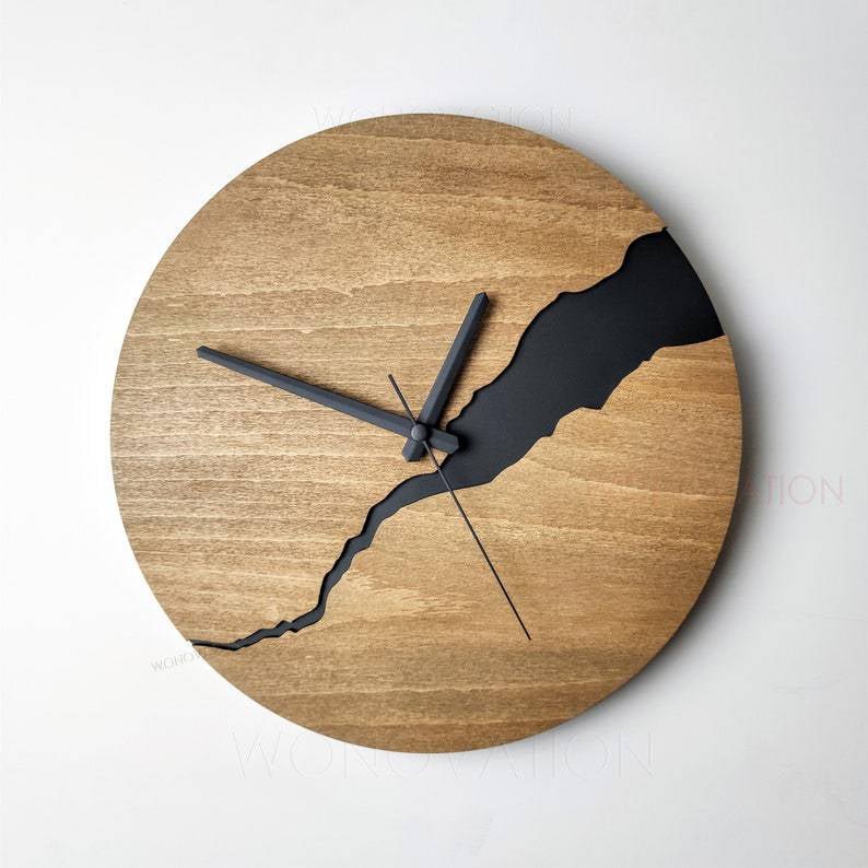 Horloge Murale en Bois - Élégance Rustique et Moderne