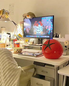 Lampe de Table en Résine Tomate - Éclairage Ludique et Ambiance Chaleureuse