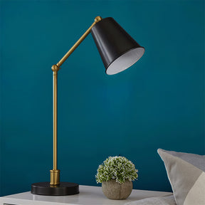 Lampe de Bureau Moderne en Laiton - Design Élégant et Efficace