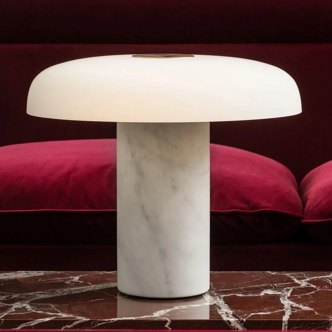 Lampe de Bureau Élégante en Marbre - Design Luxueux et Éclairage Ambiant