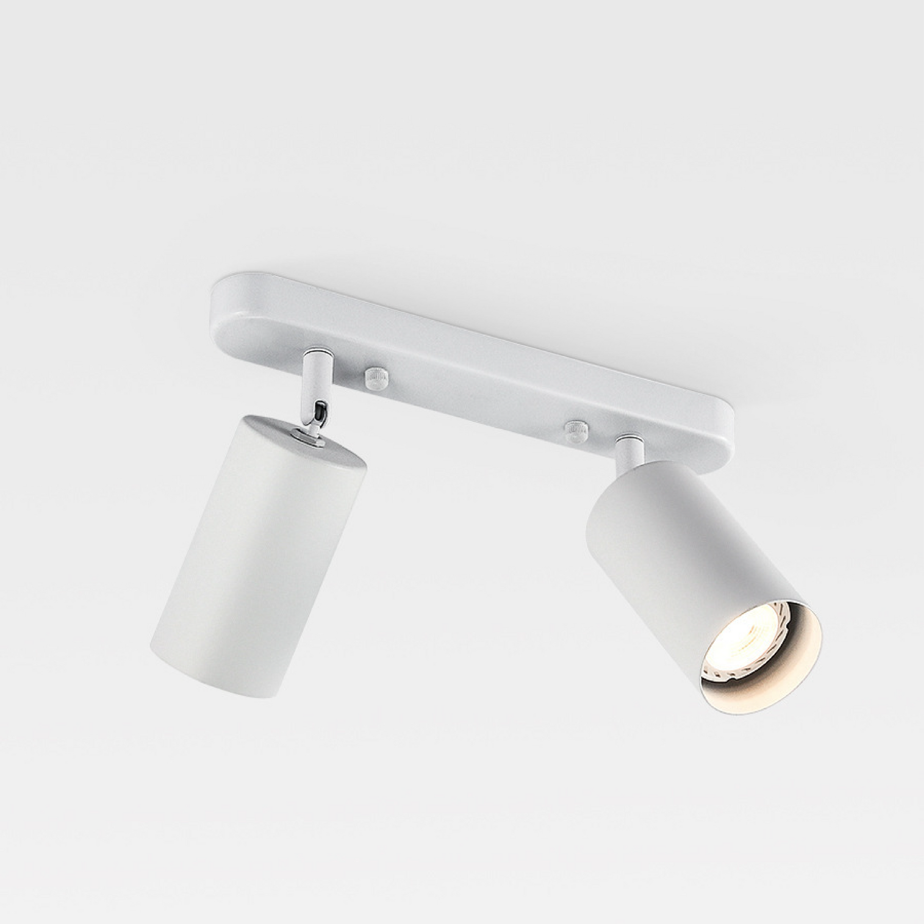 Lampe de Plafond Rotative à 2 Têtes - Éclairage Ciblé et Élégance Moderne