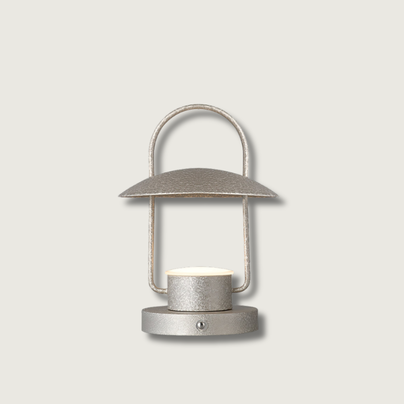 Lampe de Table Portable - Éclairage Léger et Durable en Déplacement