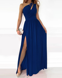 Robe Maxi Élégante pour Femmes - Encolure Diagonale et Détails Découpés