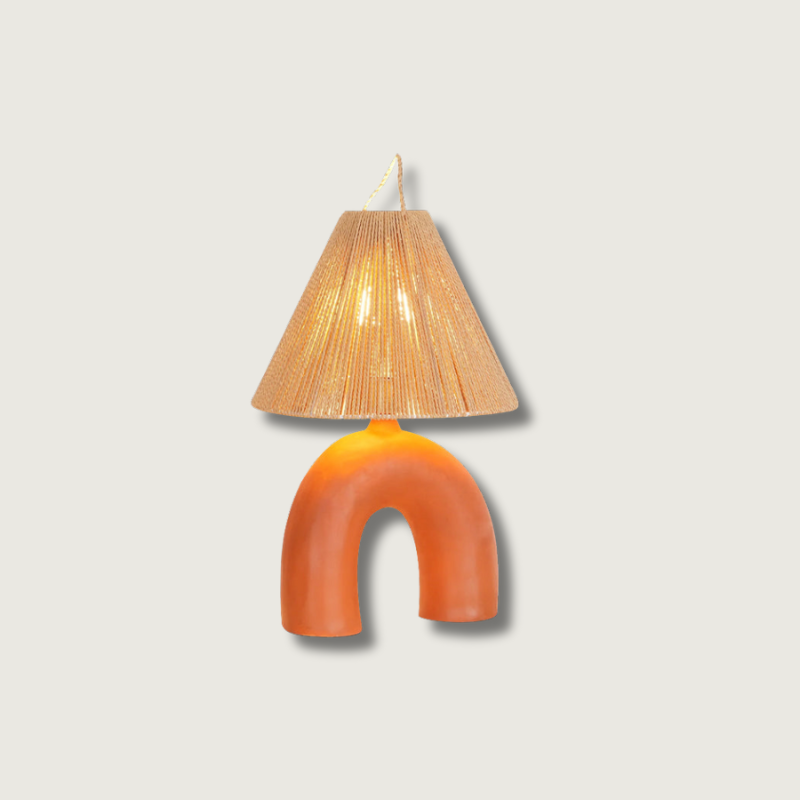 Lampe de Table Élégante - Fabrication Artisanale et Énergie Efficace