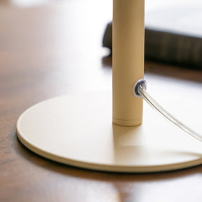 Lampe de Bureau Élégante - Design en Couches et Éclairage Cozy