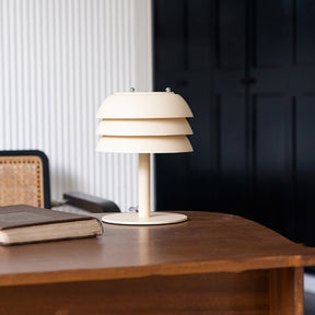 Lampe de Bureau Élégante - Design en Couches et Éclairage Cozy