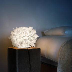 Lampe de Table Contemporaine - Éclairage Élégant avec Accent Floral